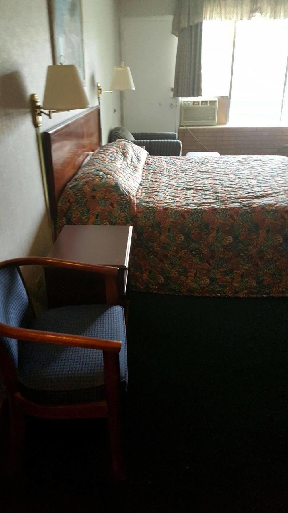 The Carolinian Inn Уилмингтон Экстерьер фото