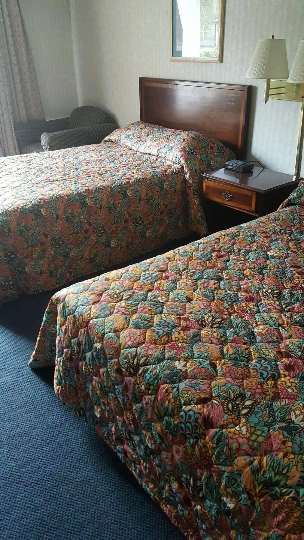 The Carolinian Inn Уилмингтон Экстерьер фото